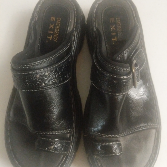 Emergency Exit Platform Slides Vegan Faux Leather Toe Thong Womens Black Sizes 7 - Picture 12 of 15